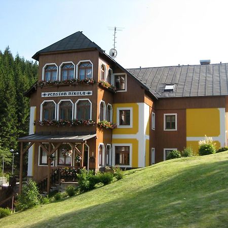 Penzion Nikola Pec pod Sněžkou Exterior foto