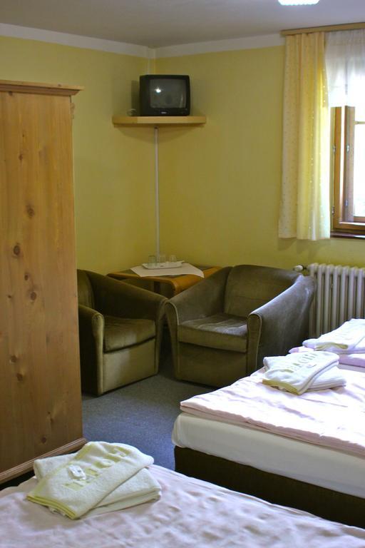 Penzion Nikola Pec pod Sněžkou Habitación foto