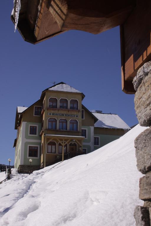 Penzion Nikola Pec pod Sněžkou Exterior foto